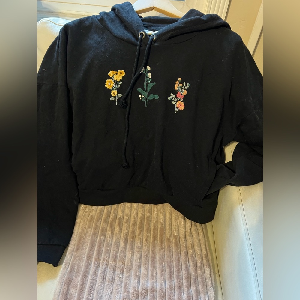 Aeropostale Wild Flower Cropped Hoodie Size XL